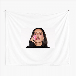 Forbes-Recognized Influencer Huda Kattan Tapestries