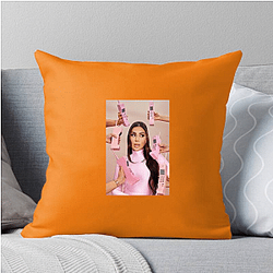 Middle East Beauty Icon Huda Kattan Pillows Cover
