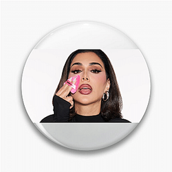 Forbes-Recognized Influencer Huda Kattan Pins