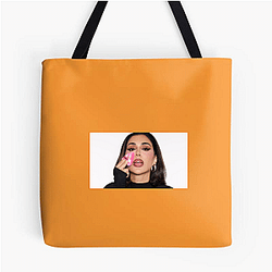 Forbes-Recognized Influencer Huda Kattan Bags