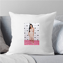 Social Media Trailblazer Huda Kattan Pillows Cover