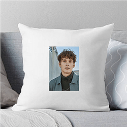 Screen Heartthrob Hunter Doohan Pillows Cover