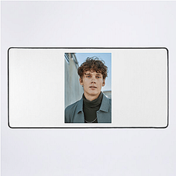 Screen Heartthrob Hunter Doohan Mouse Pads