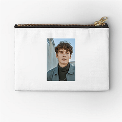 Screen Heartthrob Hunter Doohan Zipper Pouches