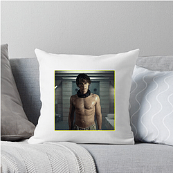 Academy Award Winner Hunter Doohan Pillows Cover