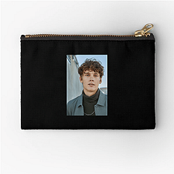 Screen Heartthrob Hunter Doohan Zipper Pouches