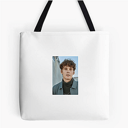 Screen Heartthrob Hunter Doohan Bags