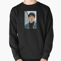Screen Heartthrob Hunter Doohan Sweatshirts
