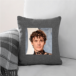Hollywood Hunk Hunter Doohan Pillows Cover