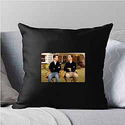 Sitcom Standout Iain Armitage Pillows Cover