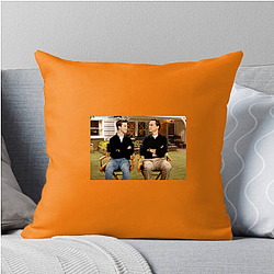Sitcom Standout Iain Armitage Pillows Cover