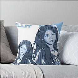 Moka Illit Throw Pillow