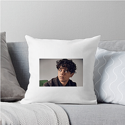 Versatile Actor Isaac Ordonez Pillows Cover