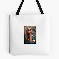 Red Carpet Queen Isabela Merced Bags