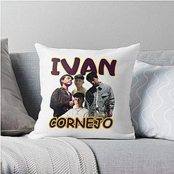 Ivan Cornejo alma vacia lovers Throw Pillow