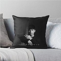 Ivan Cornejo alma vacia lovers Throw Pillow