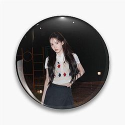 RYU SARANG Izna Pin