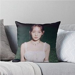 RyuSarang Throw Pillow