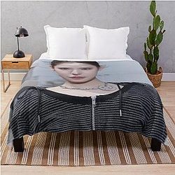 MAIZINA THROW BLANKET