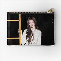 JEONGSAEBI Zipper Pouch