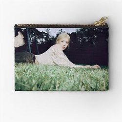 Yoonji Yoon Izna Zipper Pouch