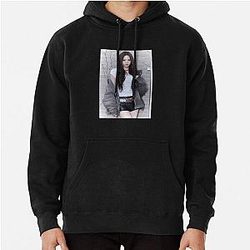 Izna Pullover Hoodie