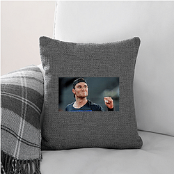 Young Contender Jack Draper Pillows Cover