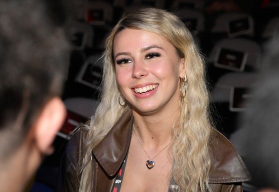 The fast-growing influence of Hailey Welch in the digital world