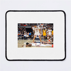 Explosive Dunk Specialist Jahki Howard Mouse Pads