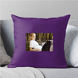 Leading Lady Jaime King Pillows Cover