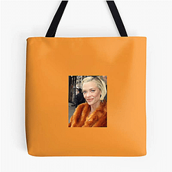 Breakout Actress Jaime King Bags