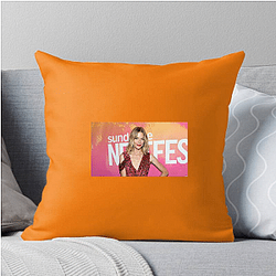 Hollywood Starlet Jaime King Pillows Cover