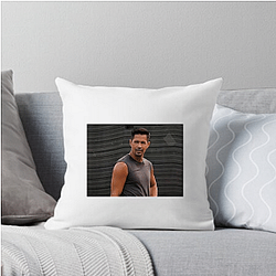TV Talent Jay Hernandez Pillows Cover