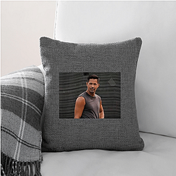 TV Talent Jay Hernandez Pillows Cover