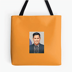 Model Star Jay Hernandez Bags