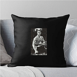 Jean-Claude Van Damme is an action cinema icon Jean Claude Van Damme Pillows Cover