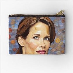 Jennifer Garner  Zipper Pouch 
becomes 

Jennifer Garner Zipper Pouch