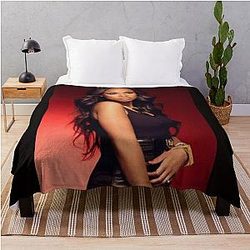 Jennifer Hudson Throw Blanket