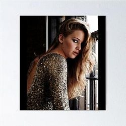 Jennifer Lawrence Modeling Cute Gift