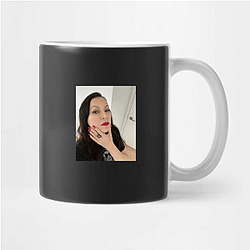 Jennifer Tilly is known for both live action and voice acting Jennifer Tilly Mugs