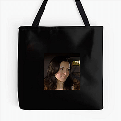 Jennifer Tilly was nominated for an Oscar for Bullets over Broadway Jennifer Tilly Bags