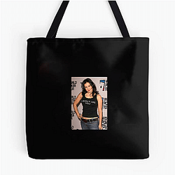 Jennifer Tilly won a World Series of Poker bracelet Jennifer Tilly Bags