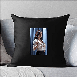 Jennifer Tilly voices Tiffany Valentine in Child's Play Jennifer Tilly Pillows Cover