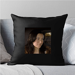 Jennifer Tilly was nominated for an Oscar for Bullets over Broadway Jennifer Tilly Pillows Cover
