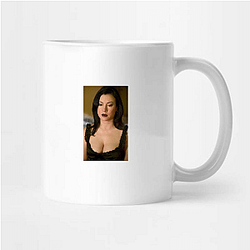 Jennifer Tilly is the sister of actress Meg Tilly Jennifer Tilly Mugs