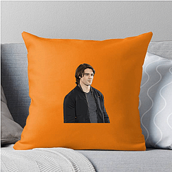 Jeremy Gilbert Hunter Supernatural strength Jeremy Gilbert Pillows Cover
