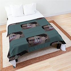 Jerma985 Percentage Comforter