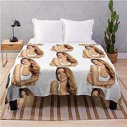 Jessica Alba Throw Blanket