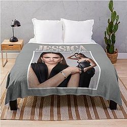 Gift Ideas for Jessica Alba's Birthday - Throw Blanket