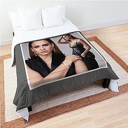 Jessica Alba Gift Idea For Birthday Comforter